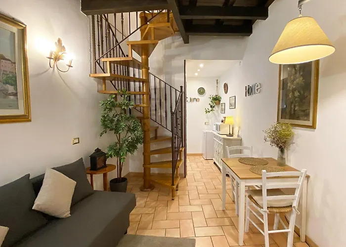 Karma House Deluxe Navona