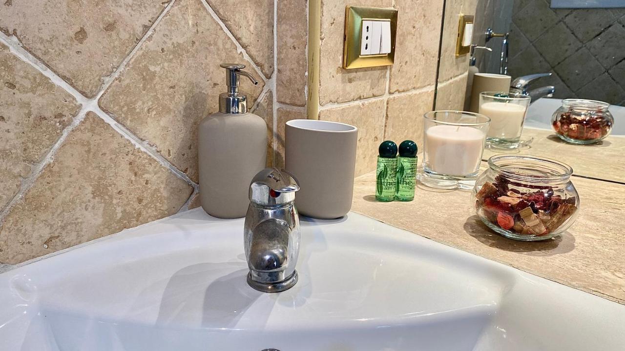 Karma House Deluxe Navona Rom